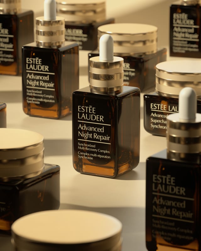 Estée Lauder – image 9
